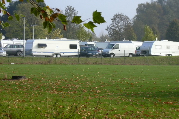 Sur la route, gens du voyage