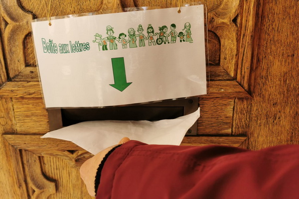 Des boîtes solidaires